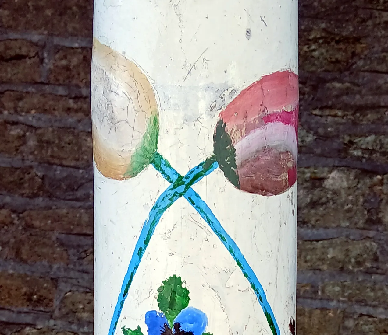 Tulips painted on the lamp